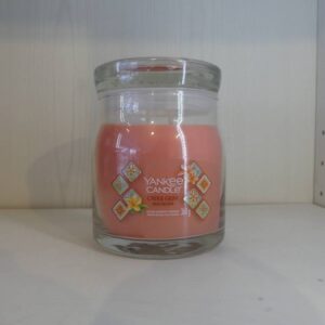 Yankee Candle Coastal Living.png